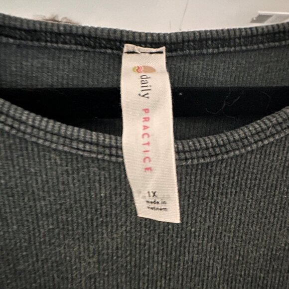 Anthropologie - Daily Practice High-Neck Tank Twofer Midi Dress - XL - Gray - Picture 4 of 4